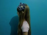 Tiara Lika Nenê Flor Cinza